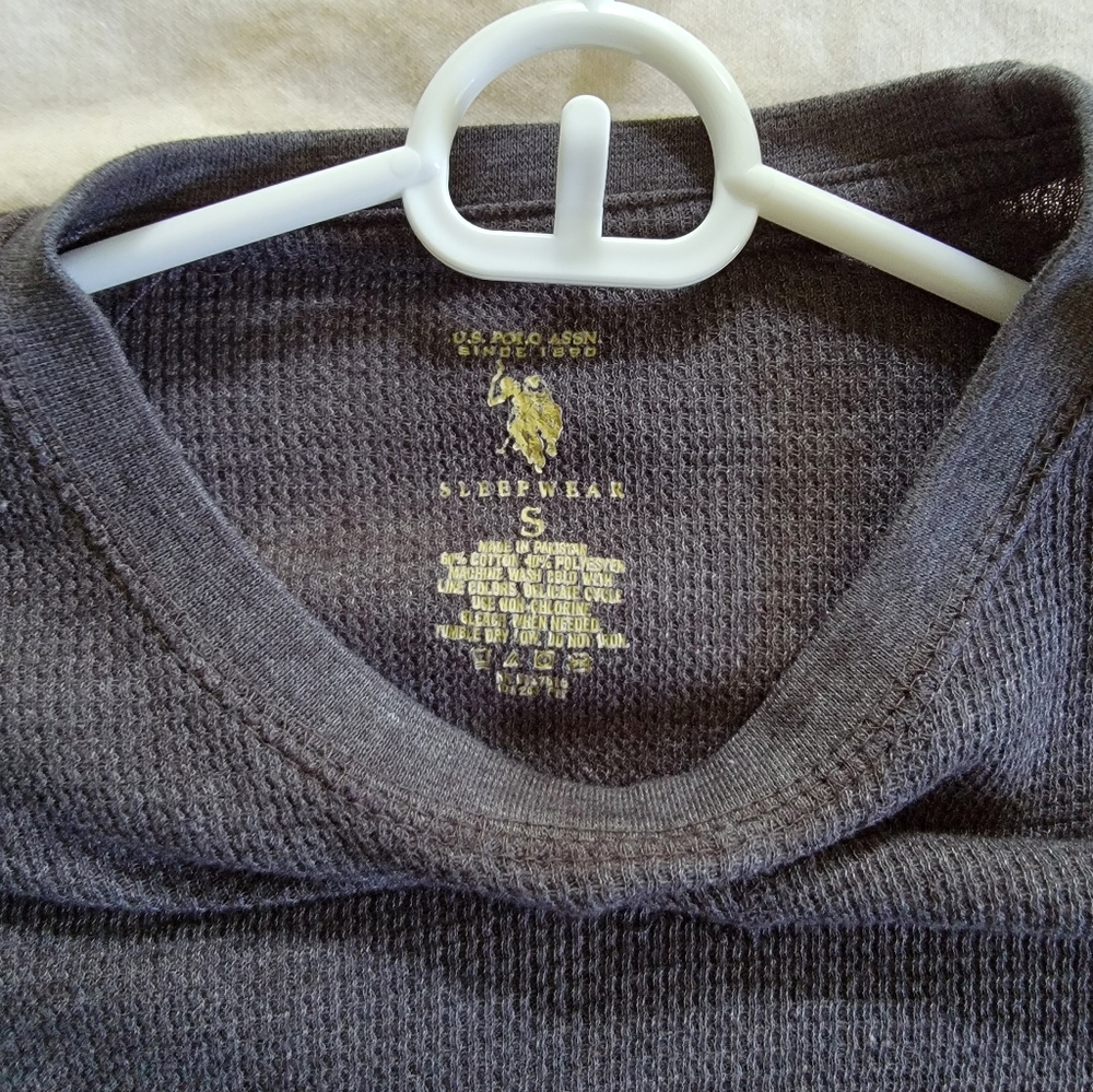 Grey Official U.S. Polo Assn Size Medium NWOT Men's waffle knit top - Picture 4 of 5